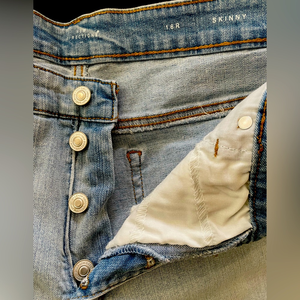 New Directions Button Fly Skinny Jeans, frayed ankle, size 16R, Style Sculpt
